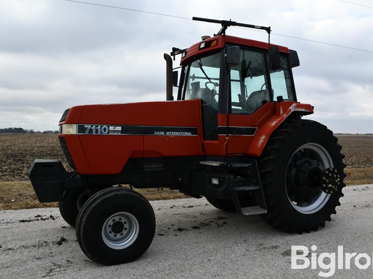 1987-case-ih-7110-image-1