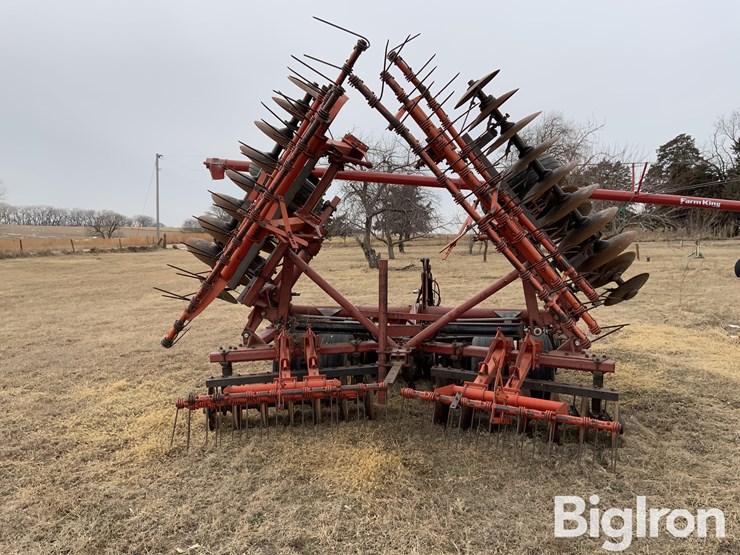 international-274-image-6