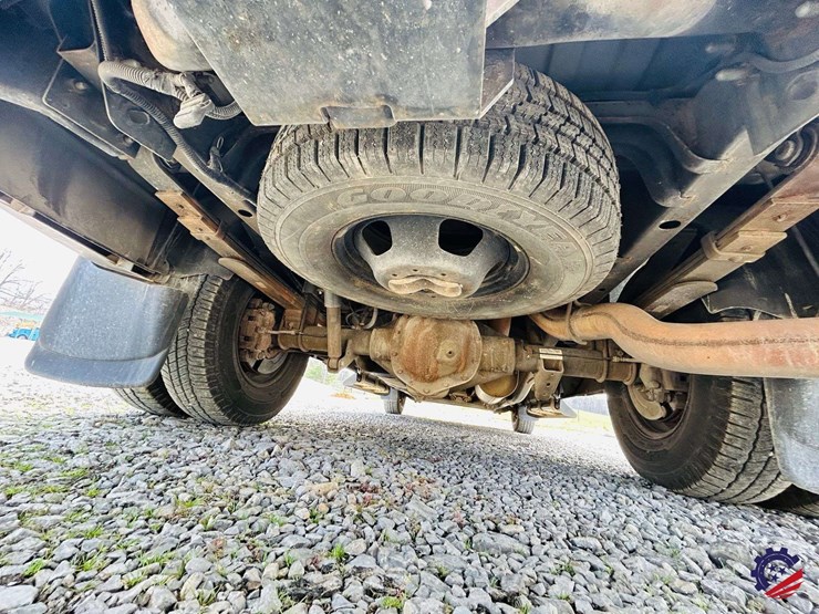 2004-dodge-ram-3500-image-44