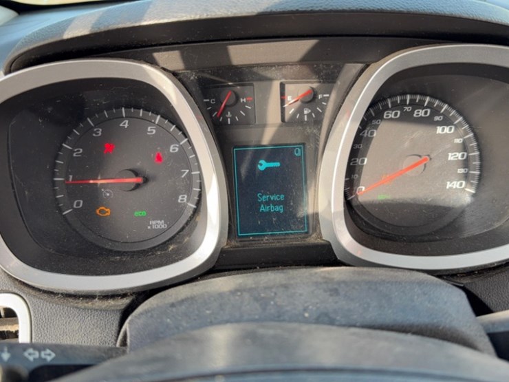 2015-chevrolet-equinox-image-9