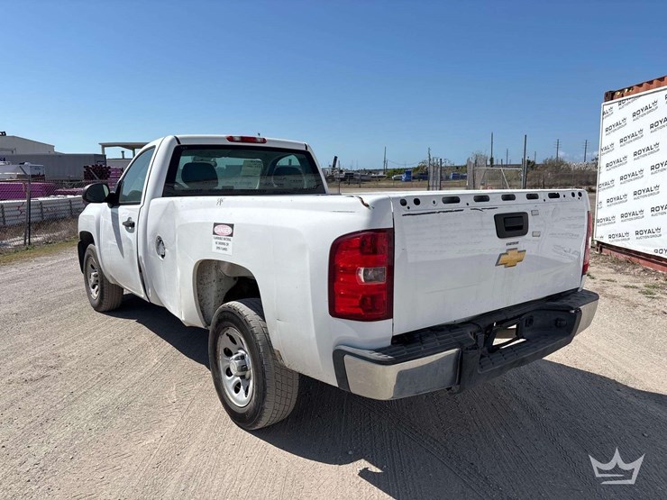 2012-chevrolet-silverado-1500-image-4