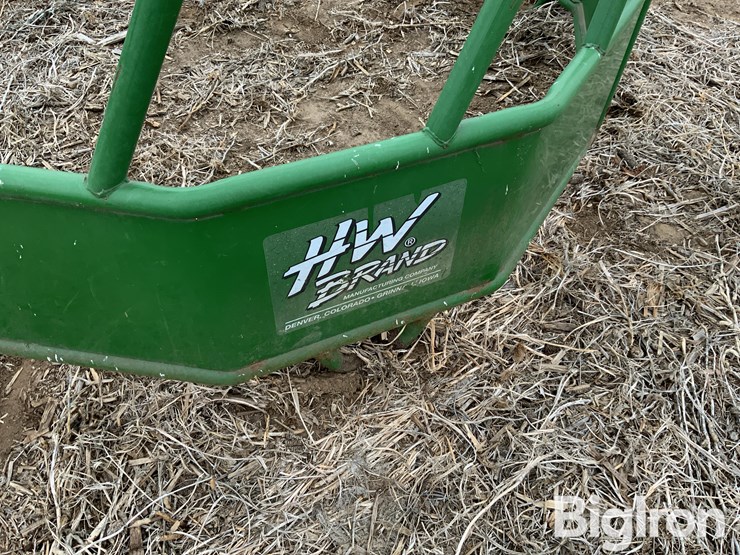 hw-foldable-bale-feeder-image-12