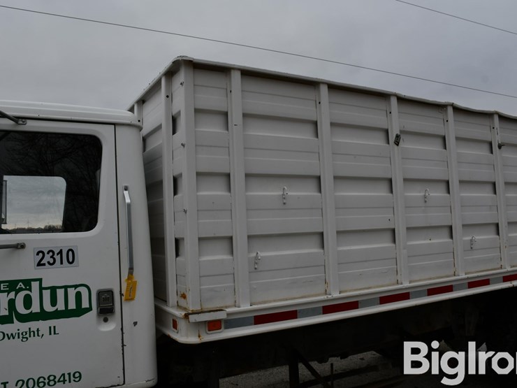 1981-international-1724-s/a-grain-truck-image-15