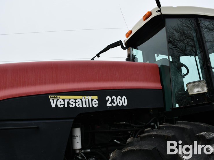 2003-versatile-2360-image-13