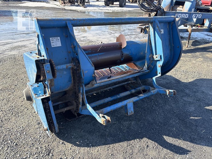 1981-ford-670-image-13