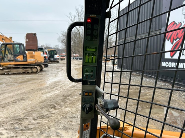 2016-case-tv380-image-21