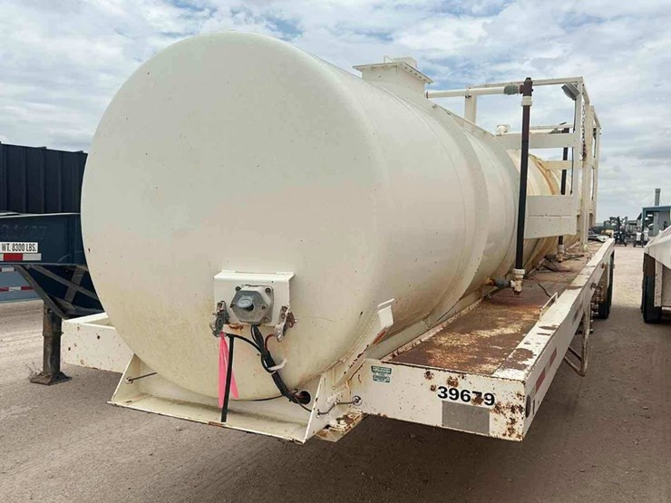 2009-troxell-kill-trailer-image-1