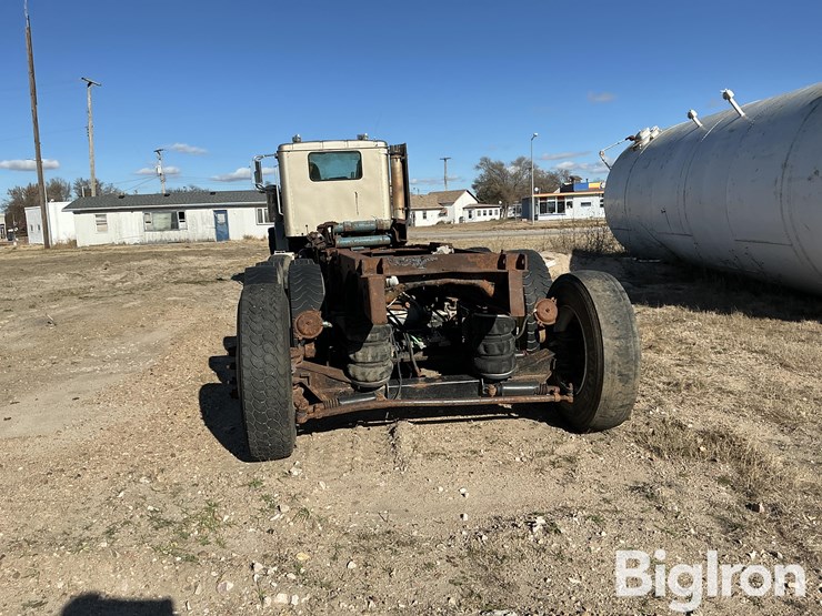 2001-international-2001-image-6