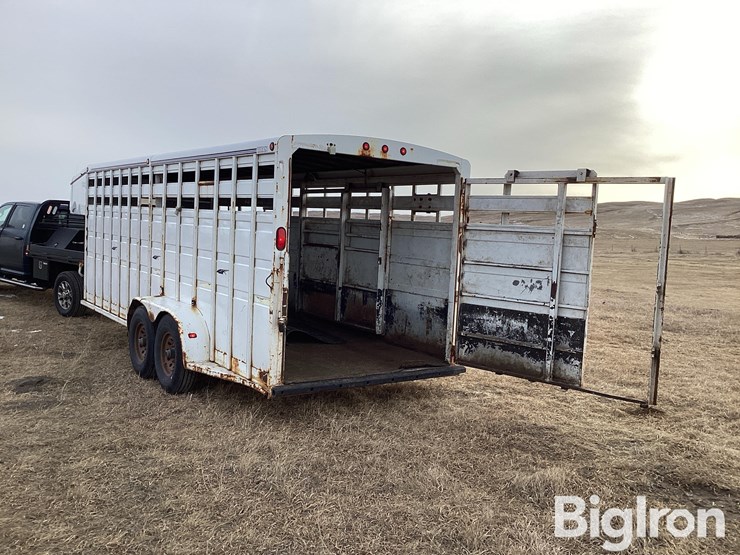 2000-titan-trailer-image-7