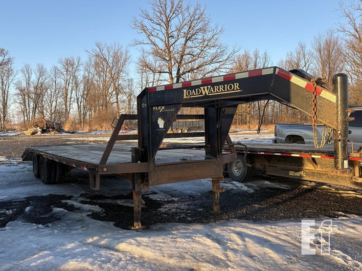 2012-load-warrior-24-ft-tandem-axle-image-3