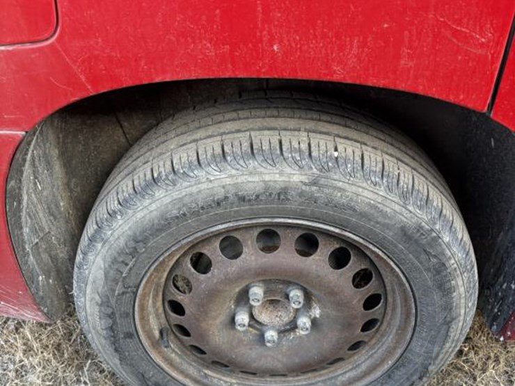 2011-chevrolet-hhr-image-5