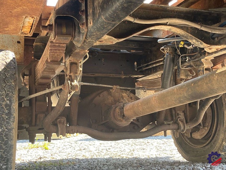 2007-gmc-c5500-flatbed-truck-image-44