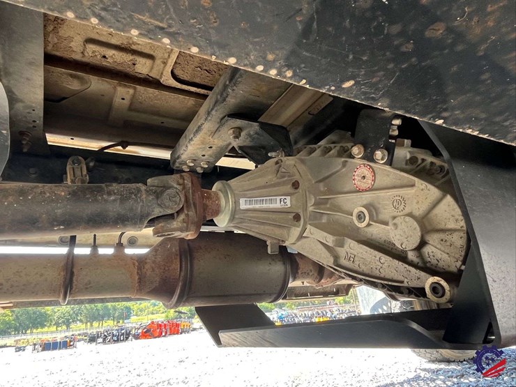 2007-gmc-c5500-flatbed-truck-image-41