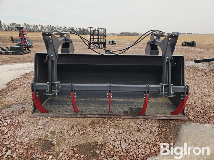 2026-west-valley-lb10g-heavy-duty-wheel-loader-grapple-bucket-attachment-image-2