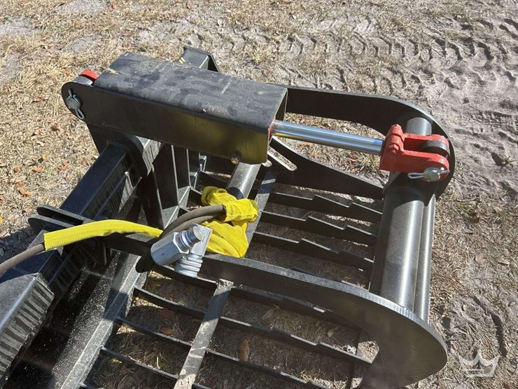 2025-78in.-hydraulic-dual-cylinder-rock-grapple-skid-steer-attachment-image-5