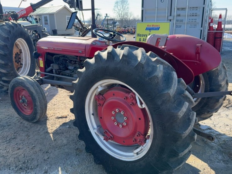 massey-ferguson-35-image-15