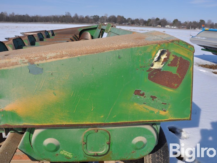 john-deere-843-image-12