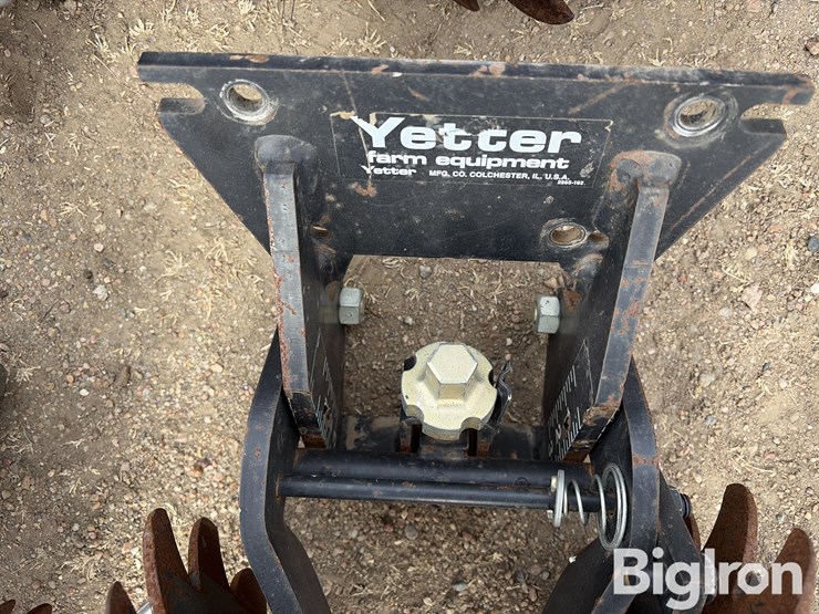 yetter-planter-openers-image-11