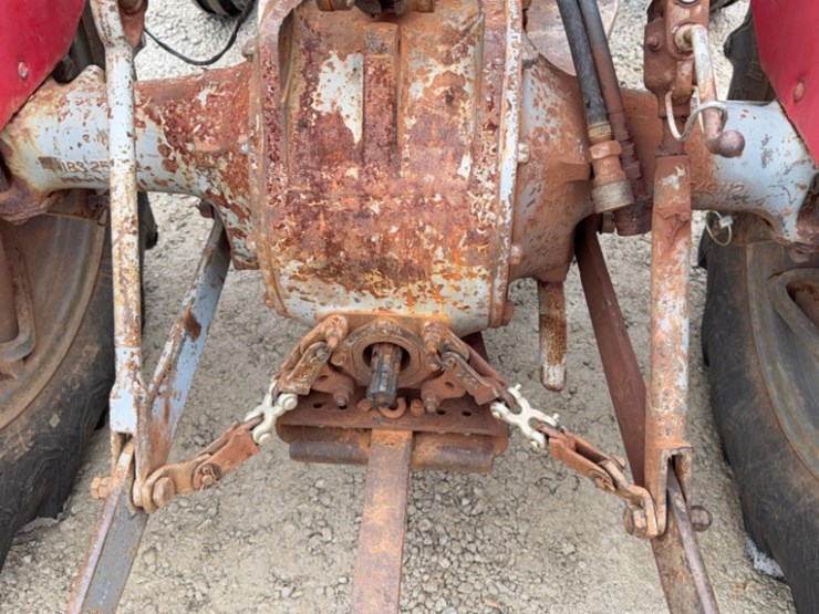 ferguson-35-image-12