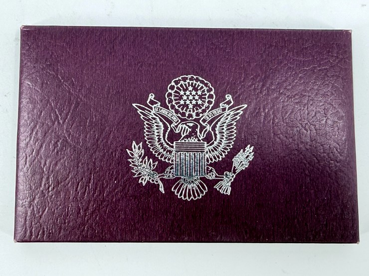 #24350-•-miscellaneous-coin-sets-image-18