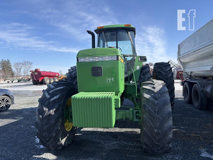 1992-john-deere-4960-image-2