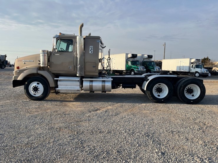 2013-western-star-4900-image-8