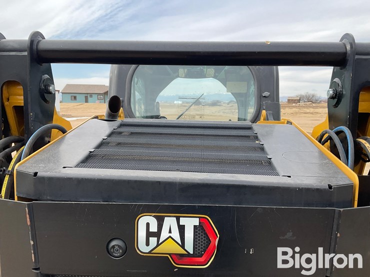 2022-caterpillar-242d3-image-12