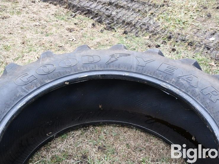 goodyear-20.8r42-tire-image-11
