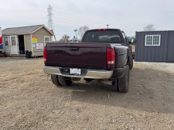 2004-dodge-ram-3500-image-7