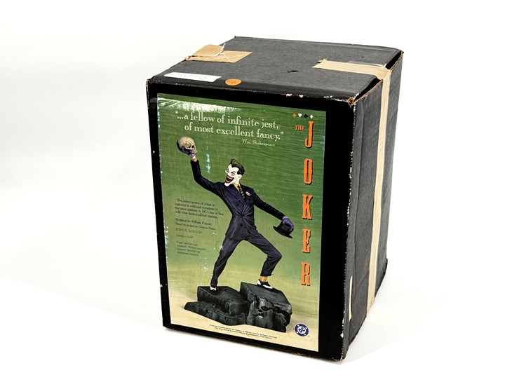 #1058-•-joker-limited-edition-dc-statue-image-13