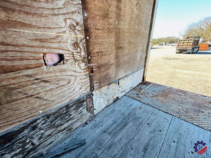 2001-utility-53-ft-image-41