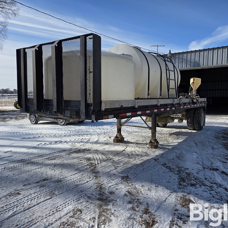 1981 Budd S/A Flatbed Liquid Tender Trailer