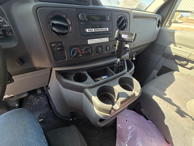 2019-ford-e450-image-33