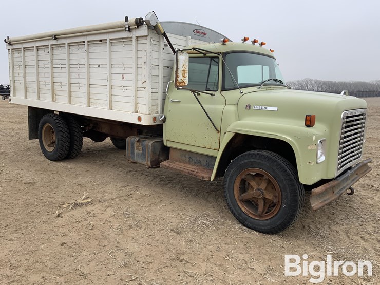 1975-international-loadstar-image-3