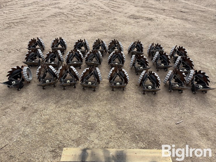 yetter-planter-openers-image-6