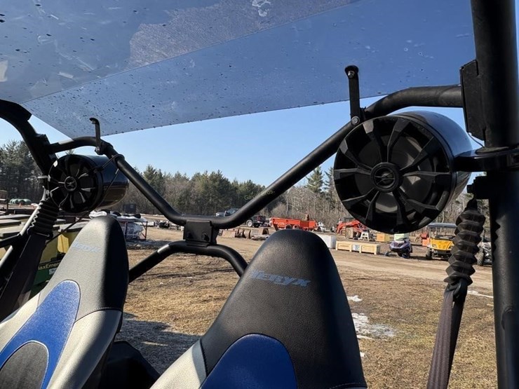 2021-kawasaki-teryx-4-utv-image-12