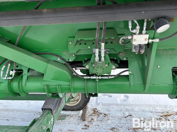 2013-john-deere-635fd-image-12