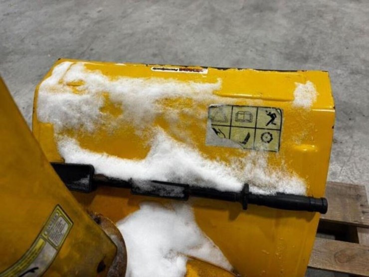 rato-22-in.-snow-thrower-image-15