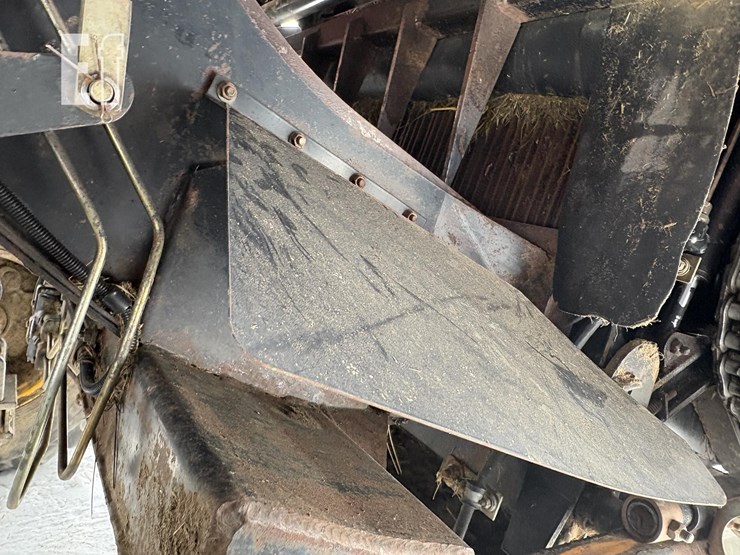 new-holland-bb940ar-image-11