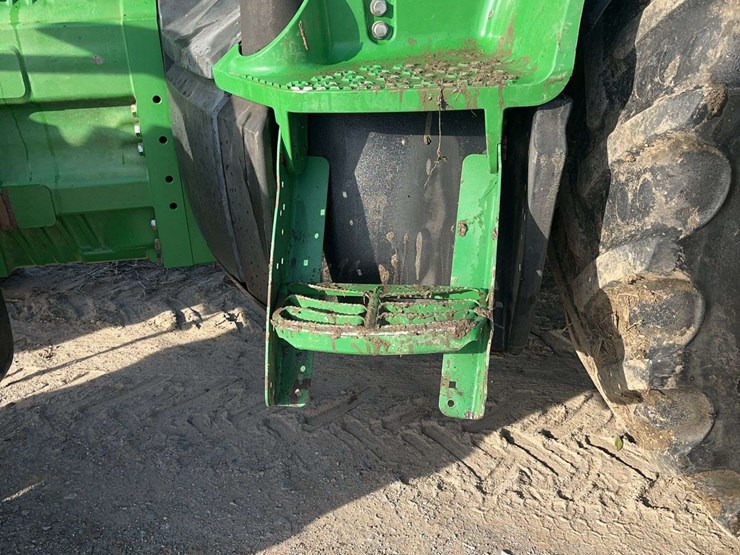 john-deere-8220-image-16