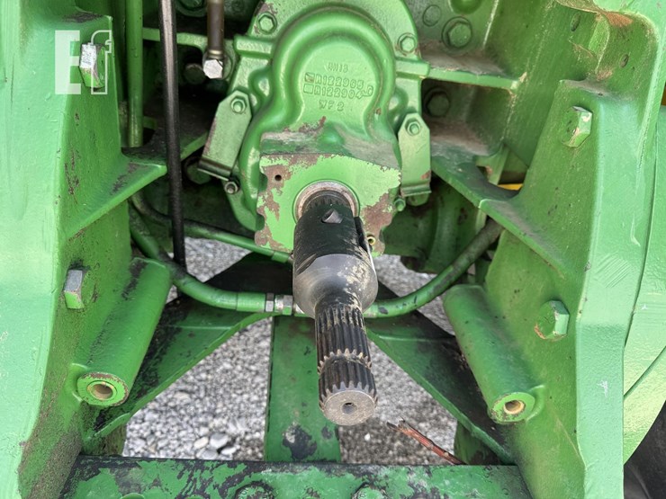 2004-john-deere-8120-image-11