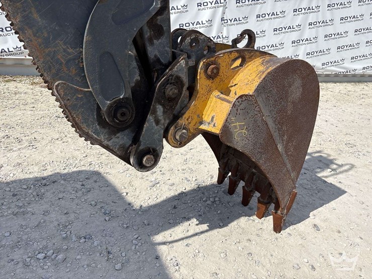 2014-deere-310sk-image-11