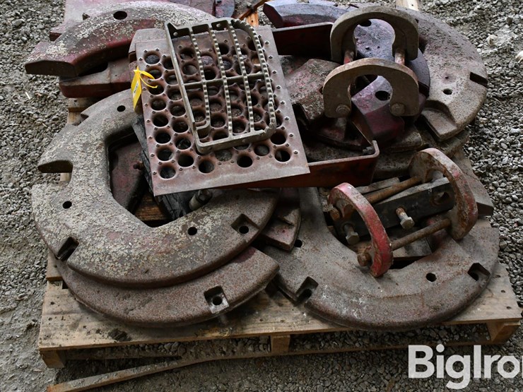 pallet-of-farm-support-image-9