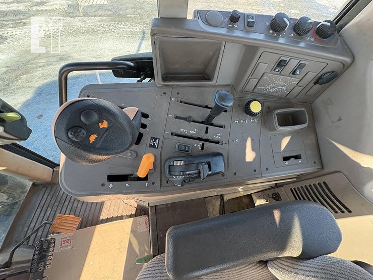 2011-john-deere-7130-image-20