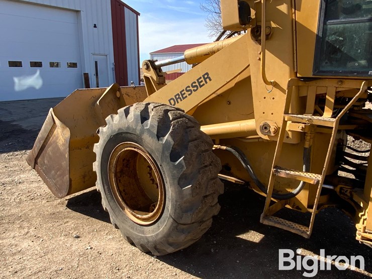 dresser-520b-image-11