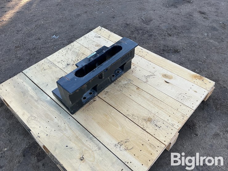 case-ih-weight-bracket-image-3