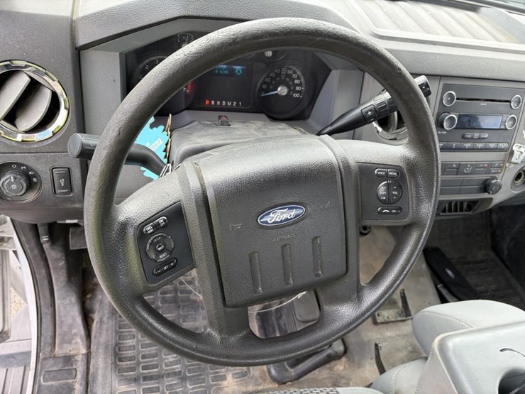 2011-ford-f350-image-13