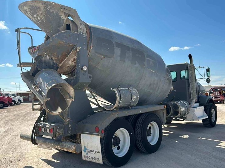 2014-kenworth-t800-image-3