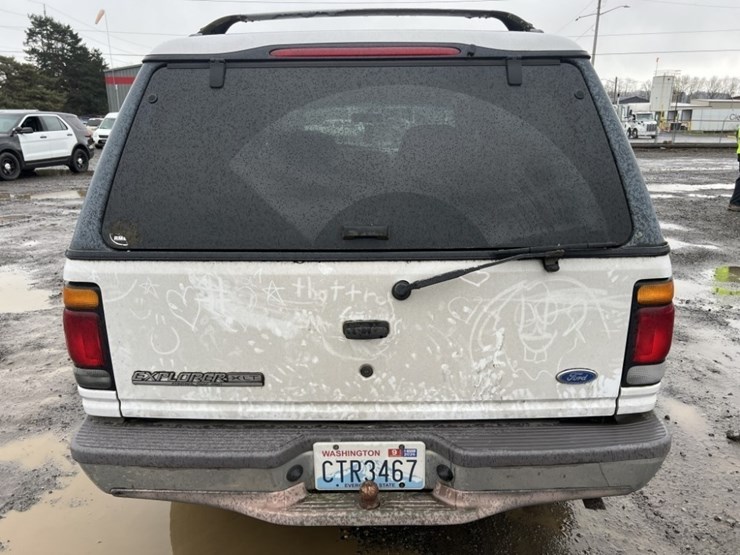 1997-ford-explorer-xlt-image-5