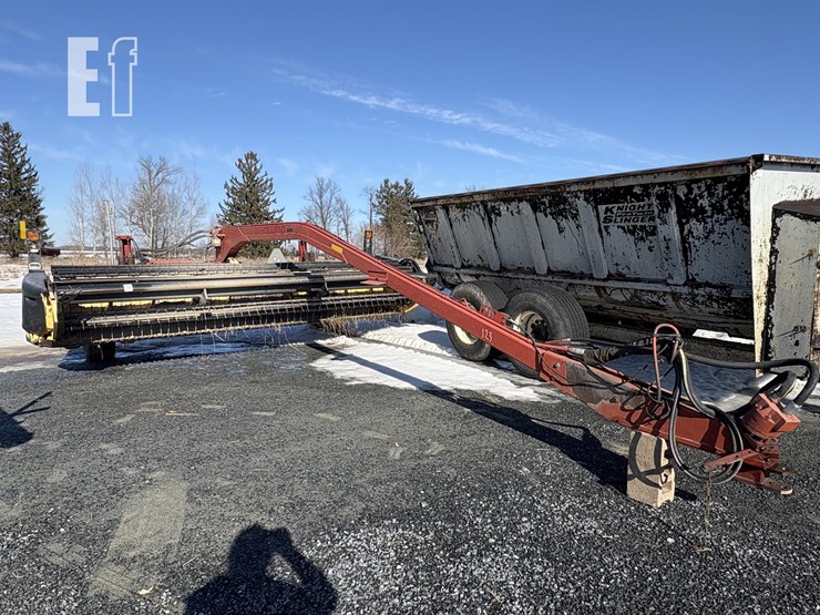 new-holland-1475-image-3